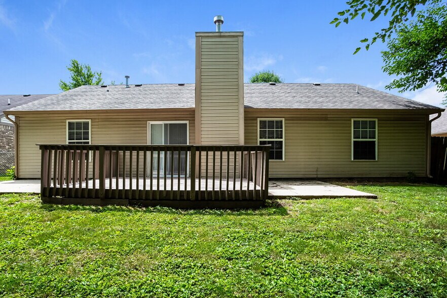 Building Photo - 8438 Kousa Dr