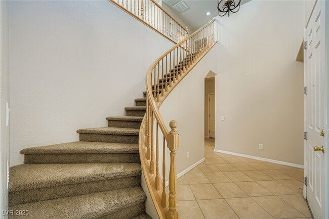 Building Photo - 8229 Oakshire St