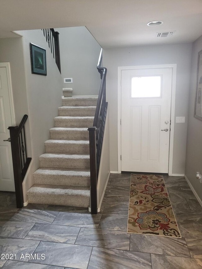 Building Photo - 16345 W Latham St