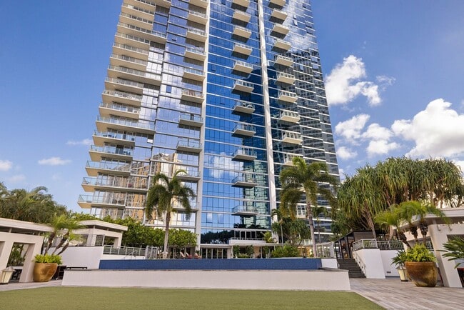 Building Photo - 1189 Waimanu St