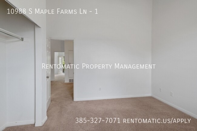 Building Photo - 10988 Maple Farms Ln