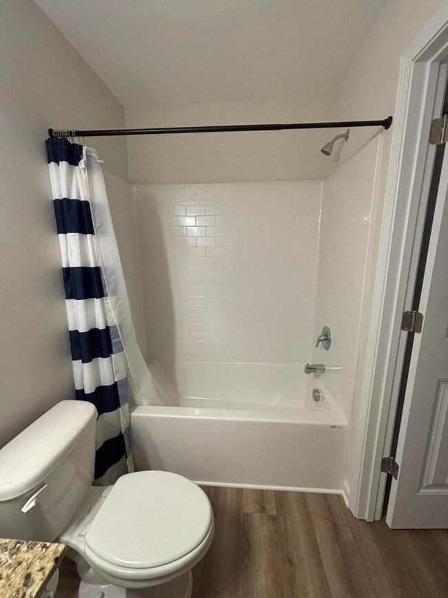 Building Photo - 2185 Stillpointe Dr