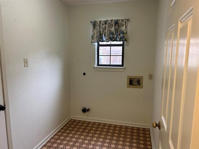 Building Photo - 1225 Eaton Ln