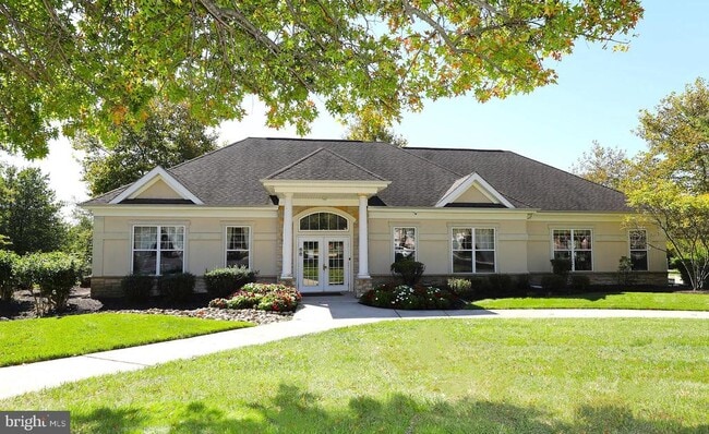 Building Photo - 611 Masterson Ct