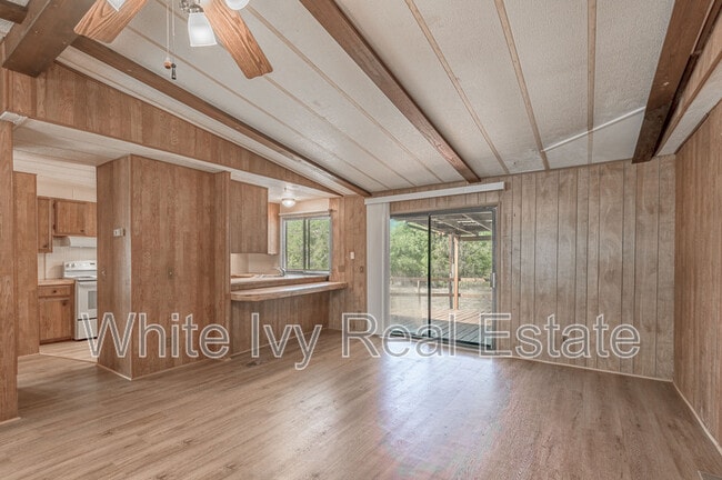 Building Photo - 30 Allen Rd