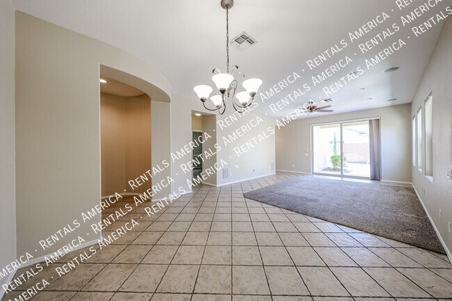 Building Photo - 869 E Waterview Pl