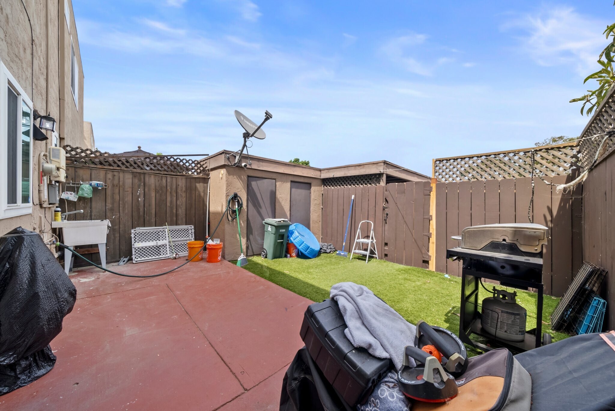Building Photo - 1580 Mendocino Dr