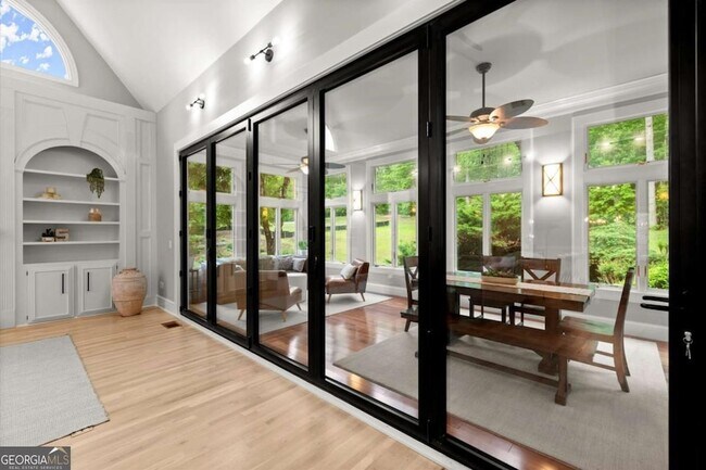 Building Photo - 1431 Waterford Green Dr