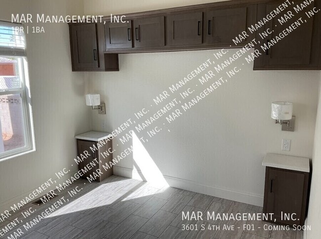 Building Photo - 3601 S 4th Ave