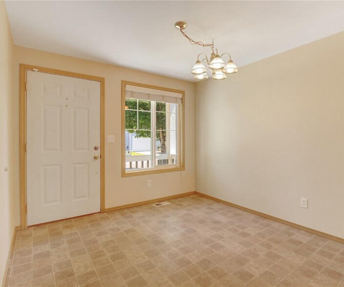 Building Photo - 15108 45th Dr NE