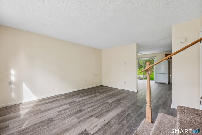 Building Photo - 54 Buckridge Rd
