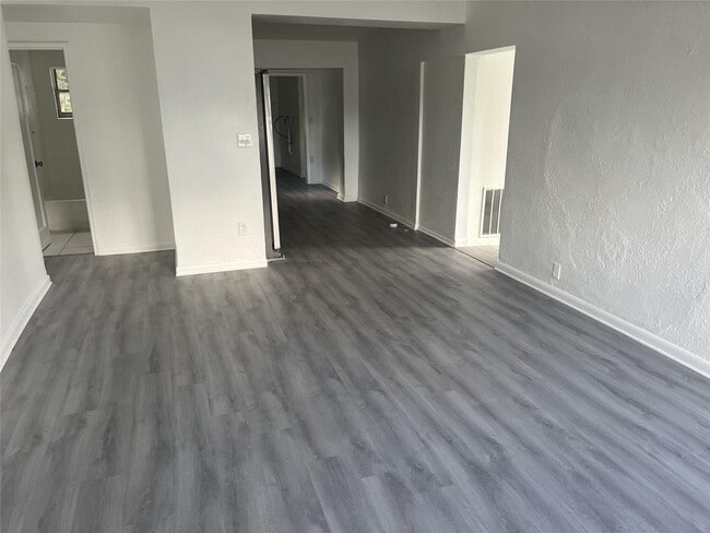 Building Photo - 1996 Rutland St