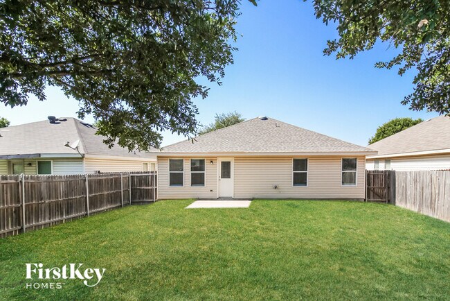 Building Photo - 1105 Eagle Claw Dr