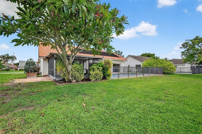 Building Photo - 9517 El Clair Ranch Rd