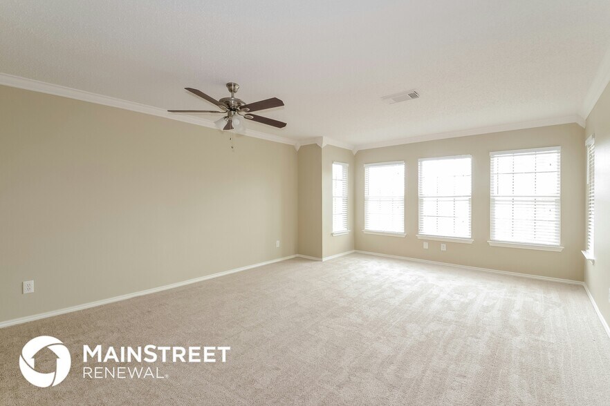 Building Photo - 8423 Manderly Pl