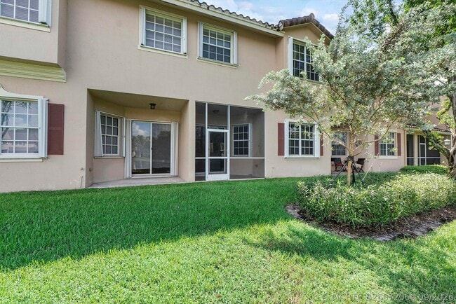 Building Photo - 3505 Lakeside Dr