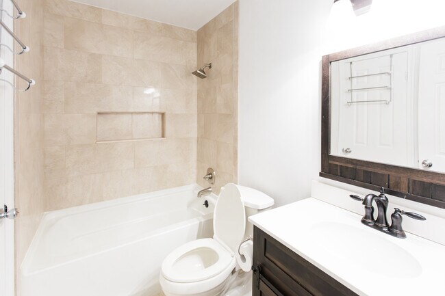 Building Photo - 212 Westchester Ct