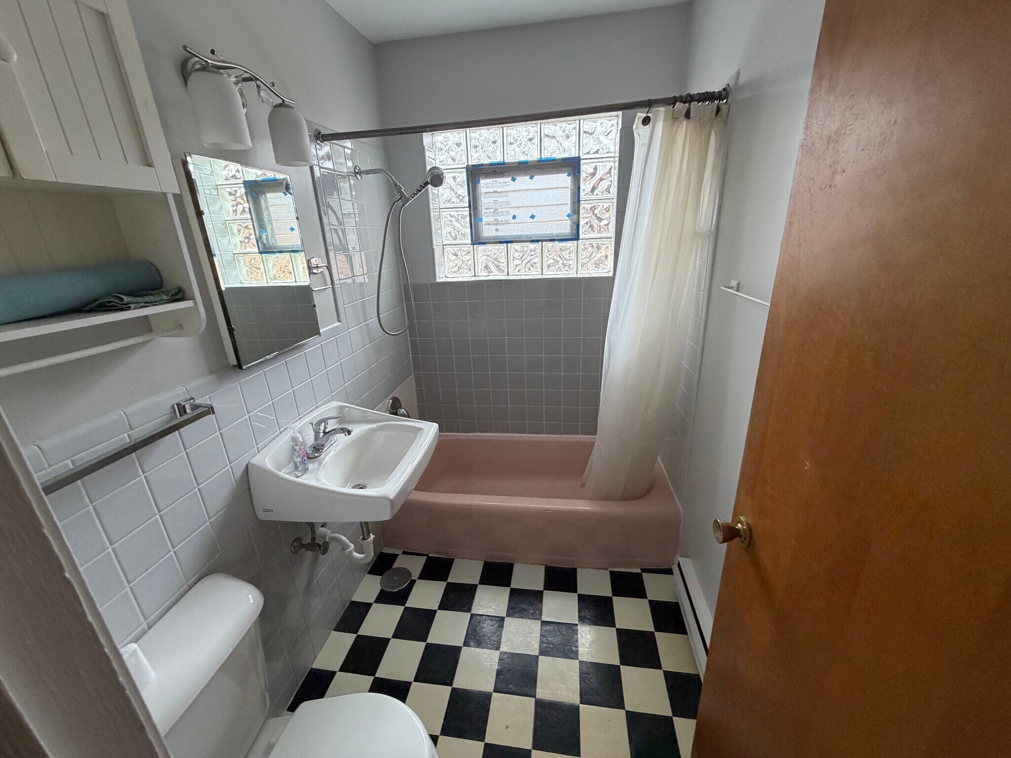 Bathroom - 17828 Park Ave