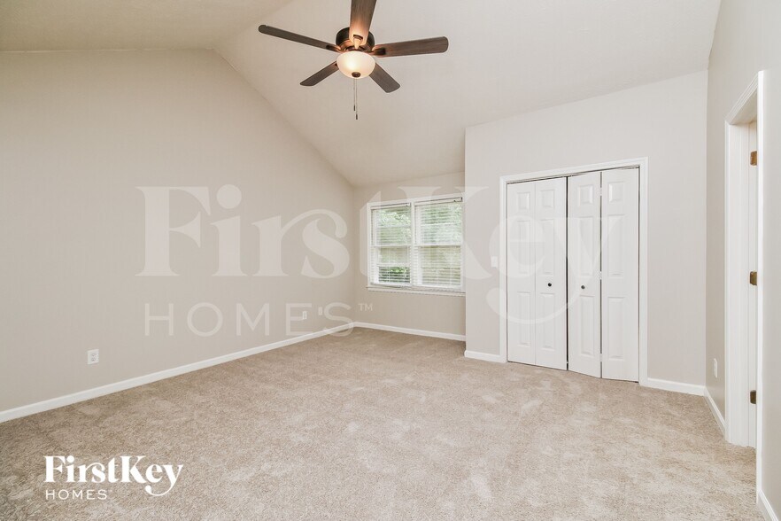 Building Photo - 125 Bentley Pl Way