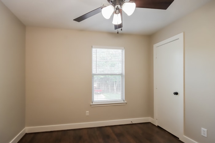 Building Photo - 21851 Pleasant Groves