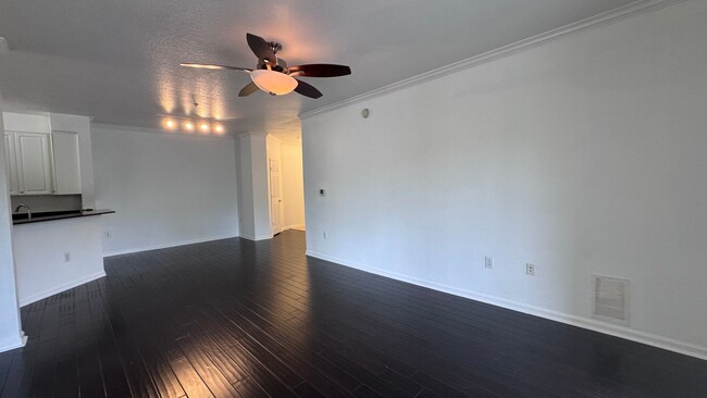 Building Photo - 3 Bedroom/ 2 Bath Condo for rent in Desira...
