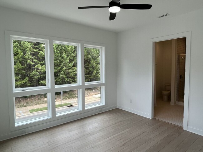 Building Photo - Brand New Corner Unit 2 Bed Condo in Corne...