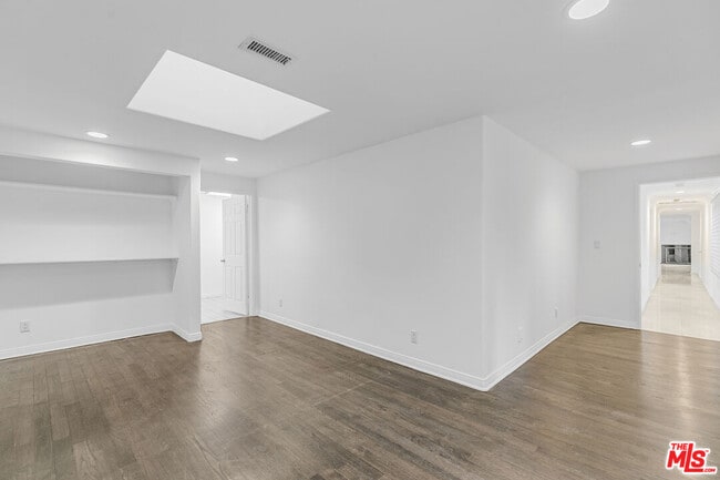 Building Photo - 19016 Wells Dr