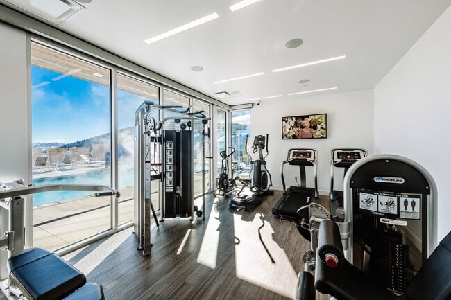 Building Photo - 2752 W High Mountain Rd