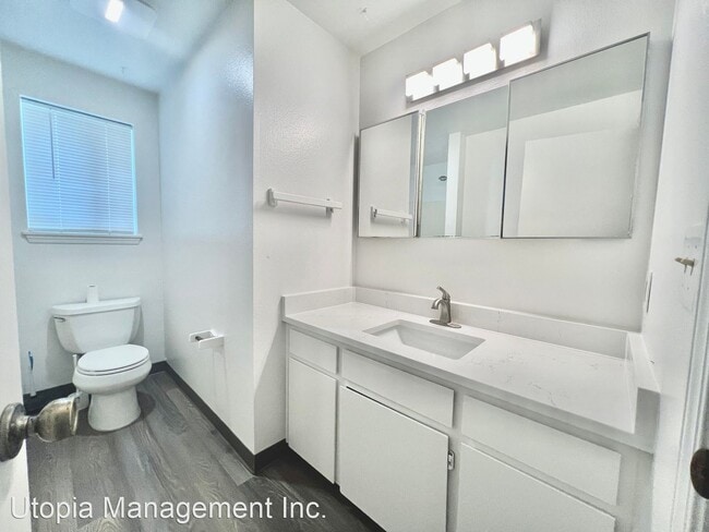 Building Photo - 2 br, 1 bath House - 2765 SW Hewitt Place