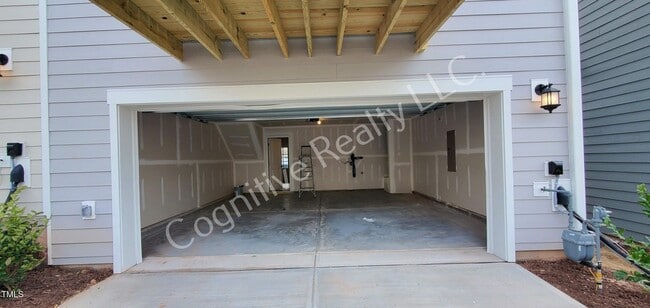 Building Photo - 1426 Rosepine Drive