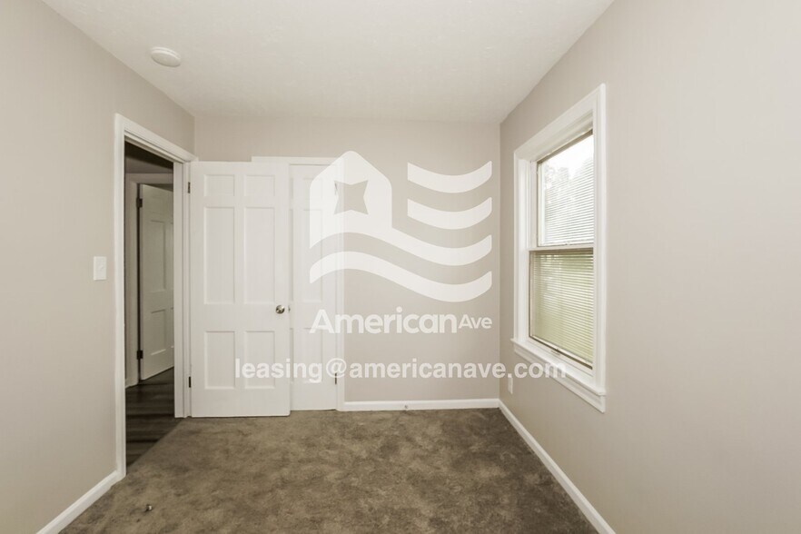 Building Photo - 3187 Lincoln St