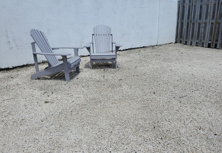 Private Fenced Yard - 703 124th Street Gulf