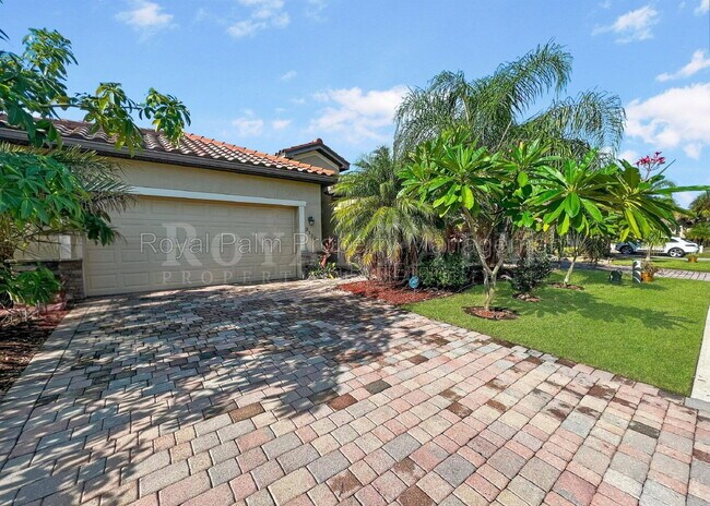 Building Photo - 9332 Via San Giovani St