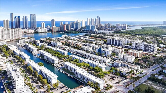 Building Photo - 3725 NE 169th St