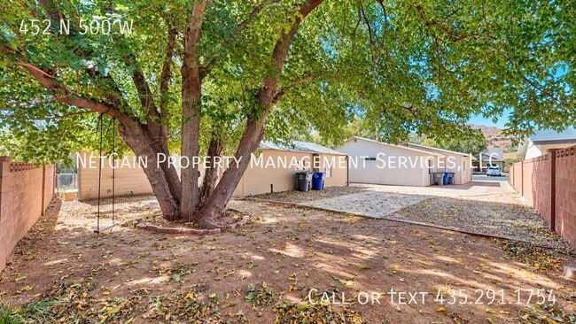Building Photo - 452 500 W St