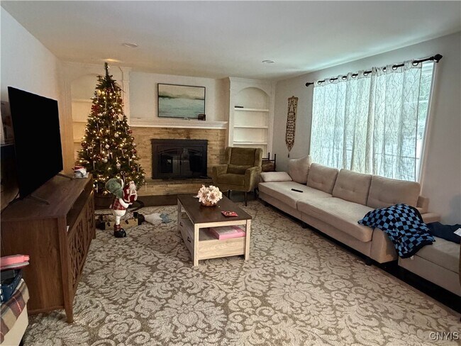 Building Photo - 7667 Charlemont Dr