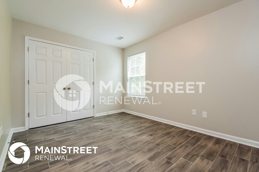 Building Photo - 708 Winesap Ct