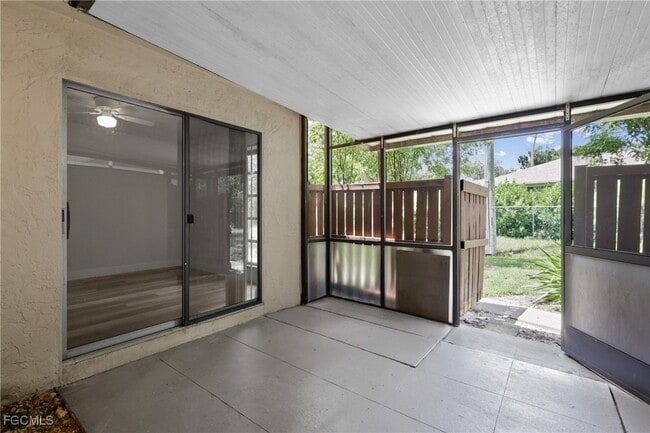 Building Photo - 6322 Royal Woods Dr