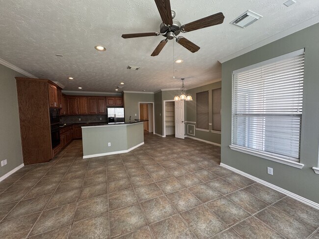 Building Photo - 3809 Brinkman St