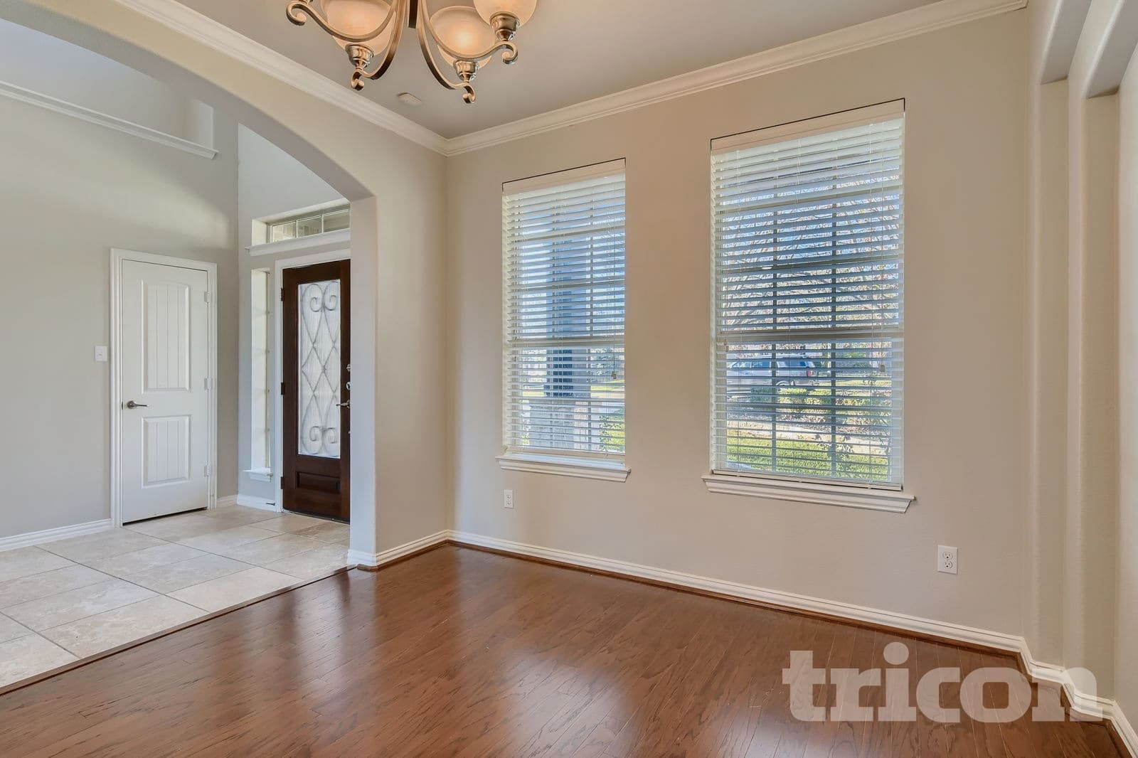 Building Photo - 1913 Colony Glen Ln