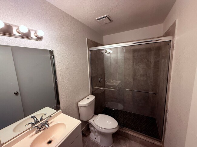 Building Photo - bel2159 (NLV-W)(PRB)