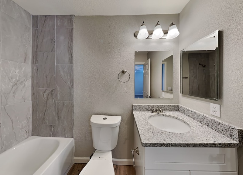 Building Photo - 8153 Meadowcrest Dr