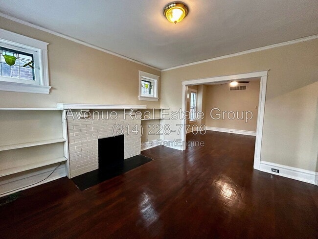 Building Photo - 6028 Pershing Ave
