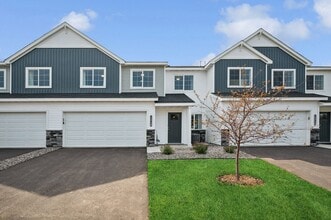 Building Photo - Brand New Townhome - Be the first to live here!