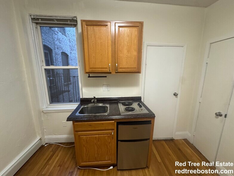 Building Photo - 51 S Huntington Ave