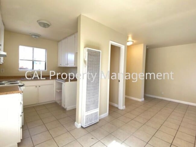 Building Photo - Two bedroom apartment in Seaside, CA