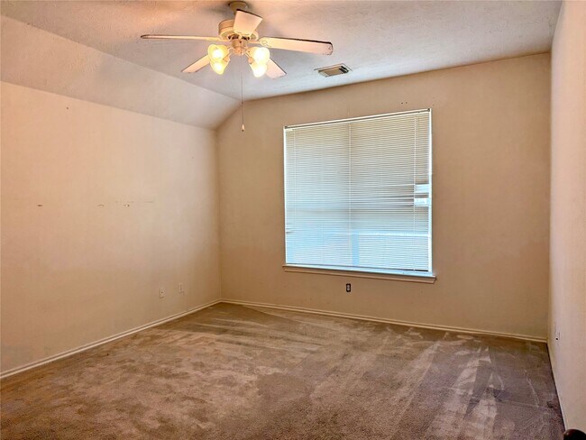 Building Photo - 16714 Bethan Glen Ln