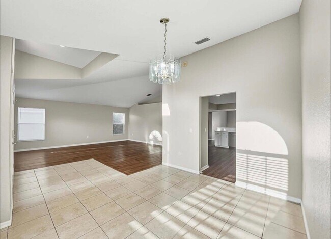 Building Photo - 6312 Tierra Vista Cir