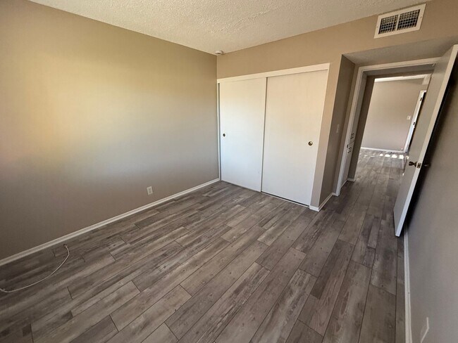 Building Photo - Victorville Green Tree Home- Refurbished 4 Bedrooms, 2 Bathrooms, New Paint,