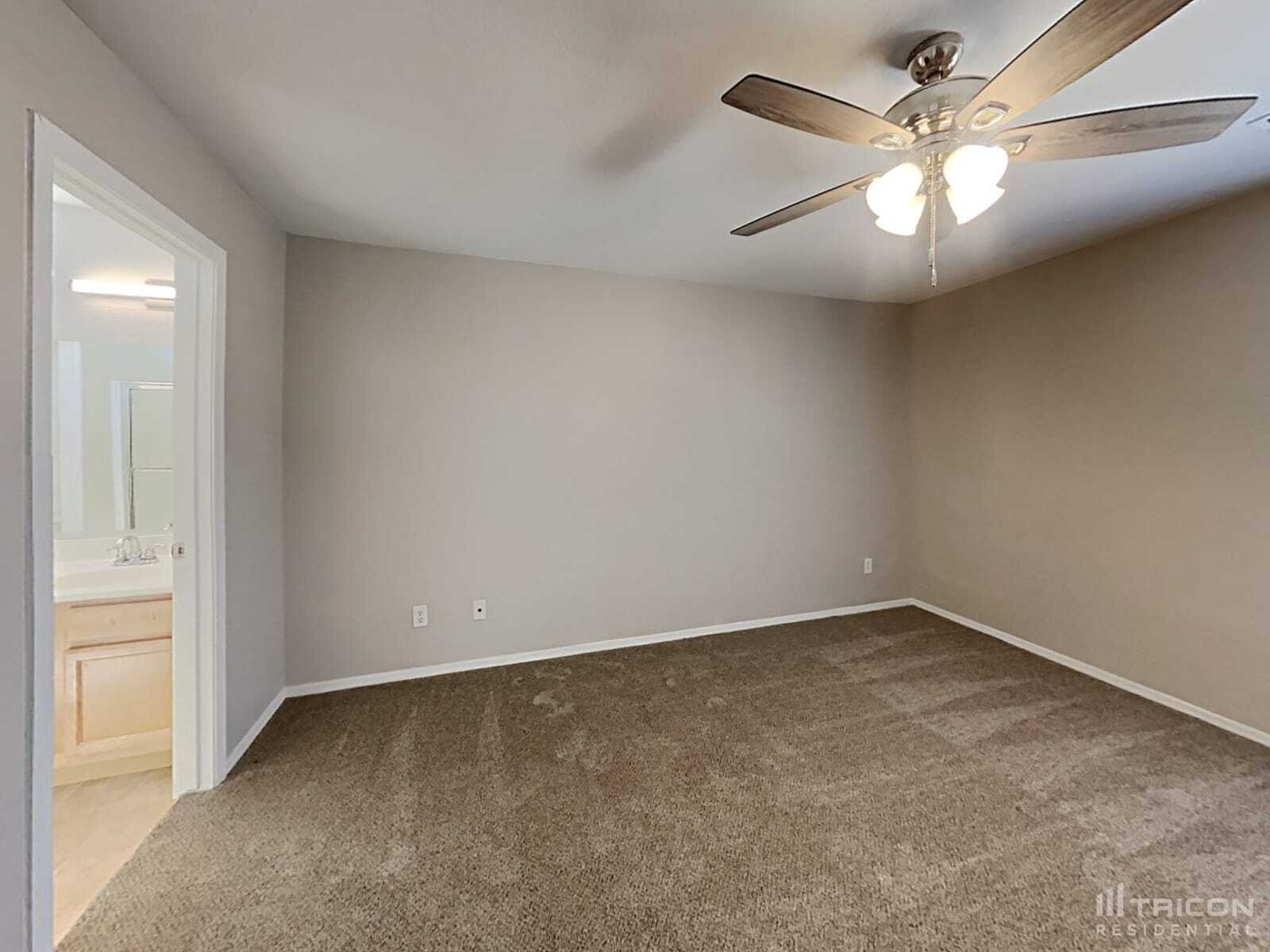 Building Photo - 1641 S 233rd Ln